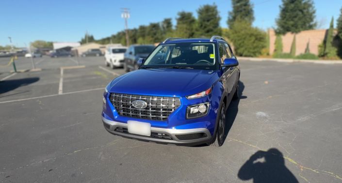 Thumbnail: 2025 Hyundai Venue - 1