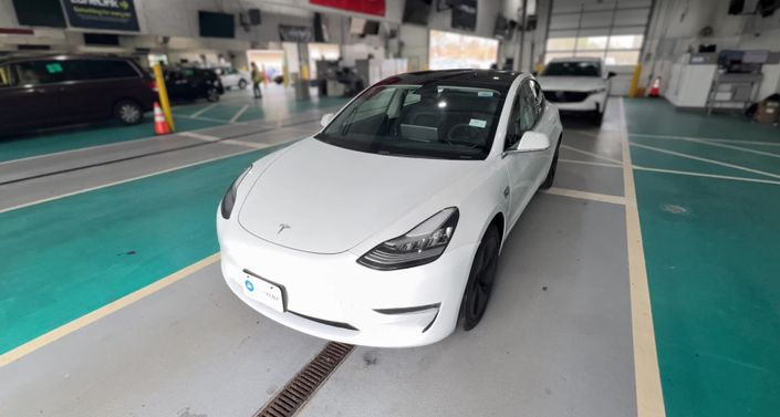 Thumbnail: 2020 Tesla Model 3 - 1