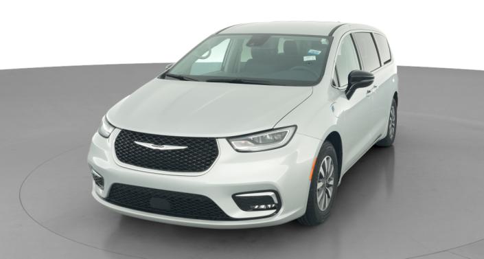 Thumbnail: 2024 Chrysler Pacifica - 1