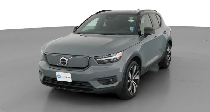 Thumbnail: 2022 Volvo XC40 - 1