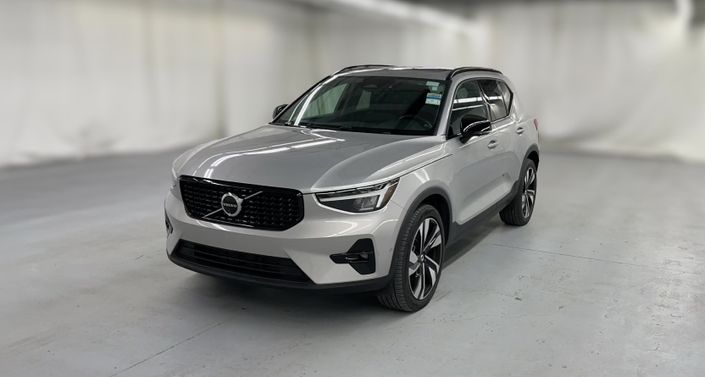 2025 Volvo XC40 B5 Plus -
                  Indianapolis, IN