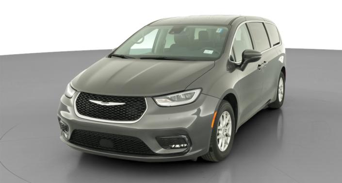 Thumbnail: 2023 Chrysler Pacifica - 1