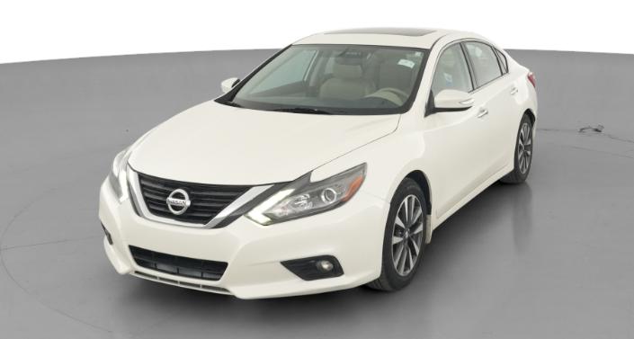 Thumbnail: 2017 Nissan Altima - 1