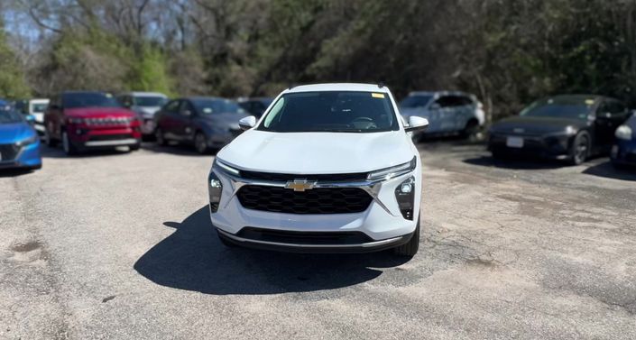 Thumbnail: 2025 Chevrolet Trax - 1