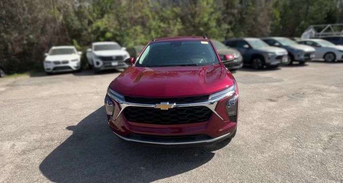 Thumbnail: 2025 Chevrolet Trax - 1