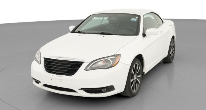 2011 Chrysler 200 S -
                  Hebron, OH