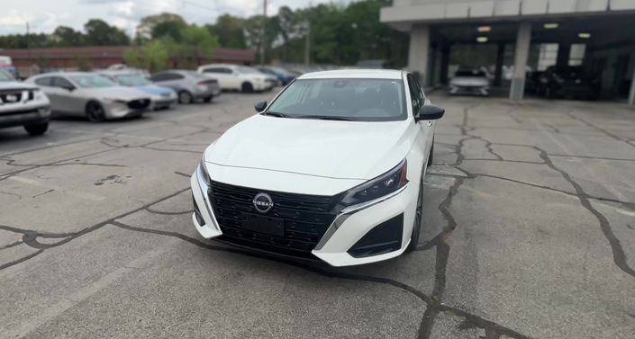 Thumbnail: 2025 Nissan Altima - 1