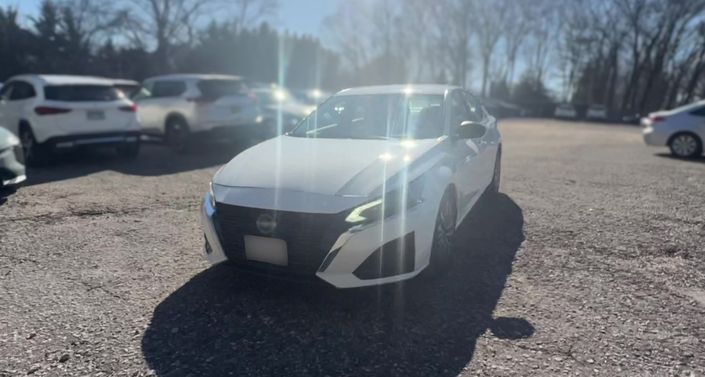 Thumbnail: 2025 Nissan Altima - 1