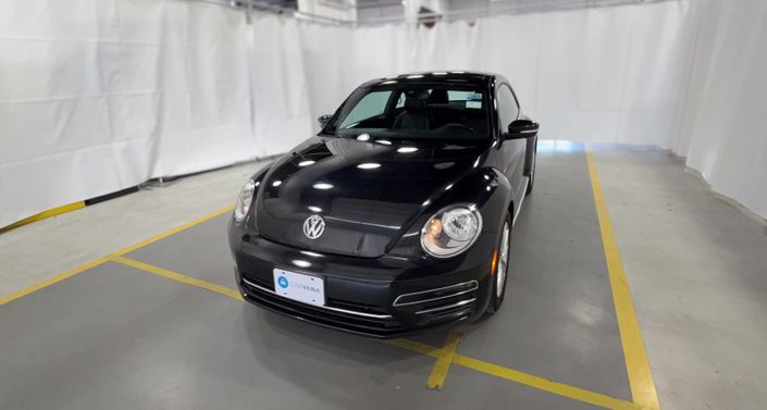 2019 Volkswagen Beetle SE -
                  Tempe, AZ