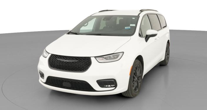 Thumbnail: 2023 Chrysler Pacifica - 1