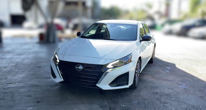 Thumbnail: 2025 Nissan Altima - 1