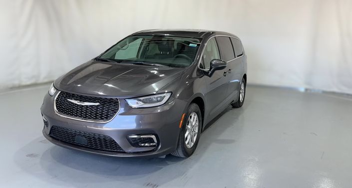 Thumbnail: 2023 Chrysler Pacifica - 1