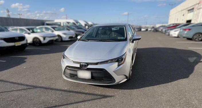 Thumbnail: 2025 Toyota Corolla - 1