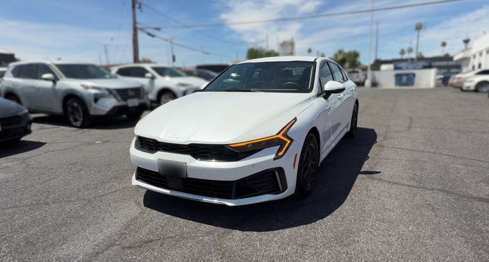 Thumbnail: 2025 Kia K5 - 1
