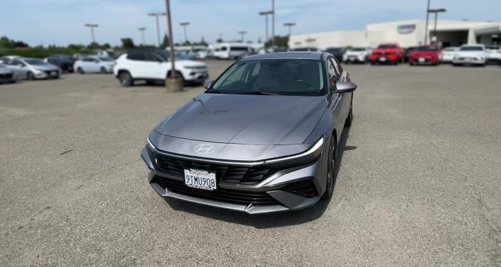 Thumbnail: 2025 Hyundai Elantra - 1