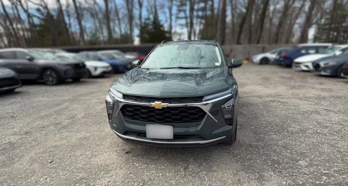 Thumbnail: 2025 Chevrolet Trax - 1