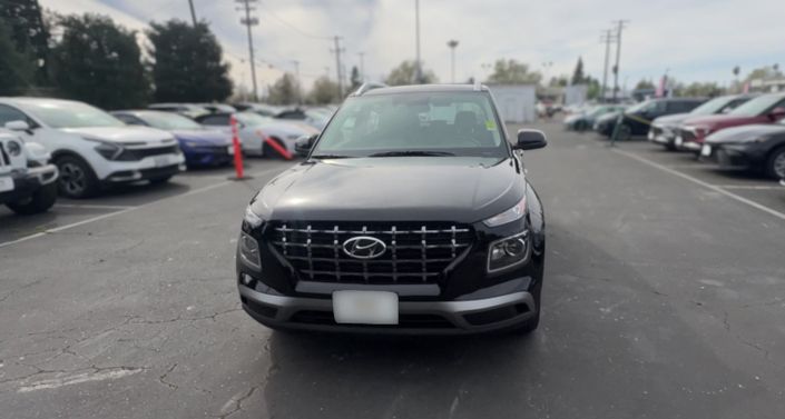 Thumbnail: 2025 Hyundai Venue - 1