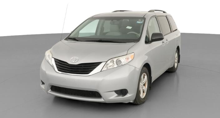 Thumbnail: 2013 Toyota Sienna - 1