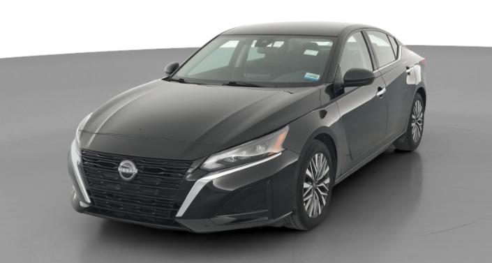 Thumbnail: 2025 Nissan Altima - 1