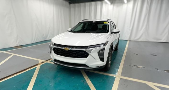 Thumbnail: 2025 Chevrolet Trax - 1