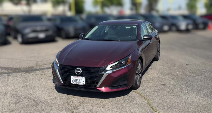 Thumbnail: 2025 Nissan Altima - 1