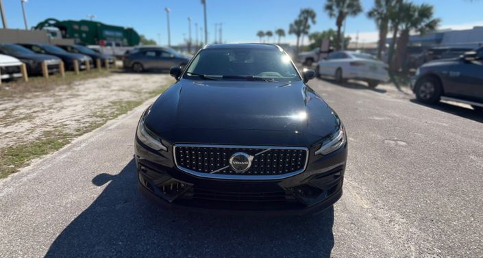 2025 Volvo V60 B5 Plus -
                  Haines City, FL