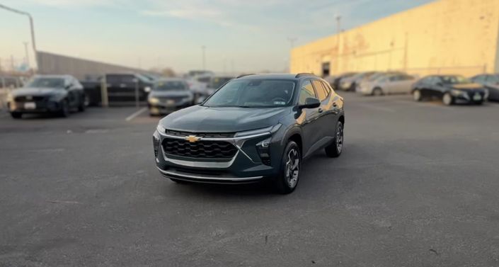 Thumbnail: 2025 Chevrolet Trax - 1