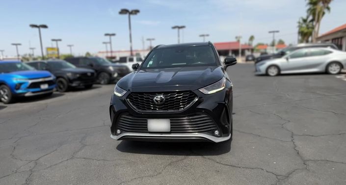 Thumbnail: 2024 Toyota Highlander - 1