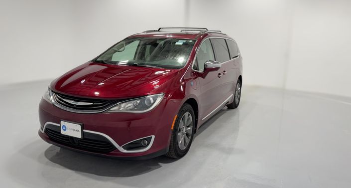 Thumbnail: 2018 Chrysler Pacifica - 1