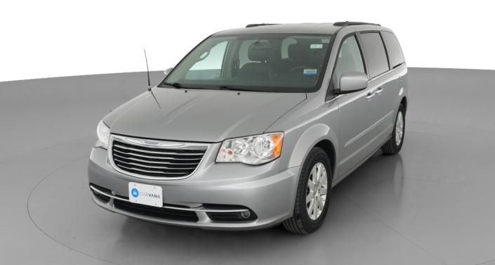 2016 Chrysler Town & Country Touring -
                  Lorain, OH