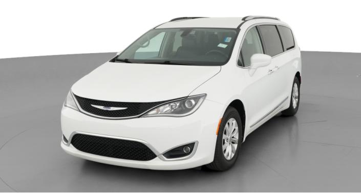 Thumbnail: 2018 Chrysler Pacifica - 1