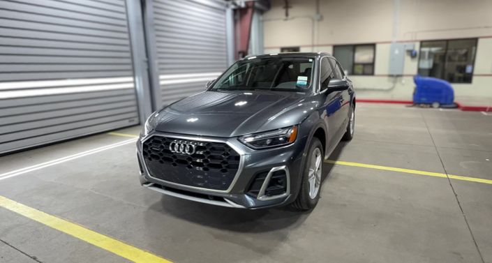 Thumbnail: 2021 Audi Q5 - 1