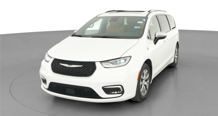 Thumbnail: 2025 Chrysler Pacifica - 1