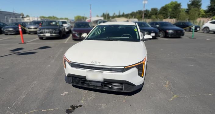 Thumbnail: 2025 Kia K4 - 1