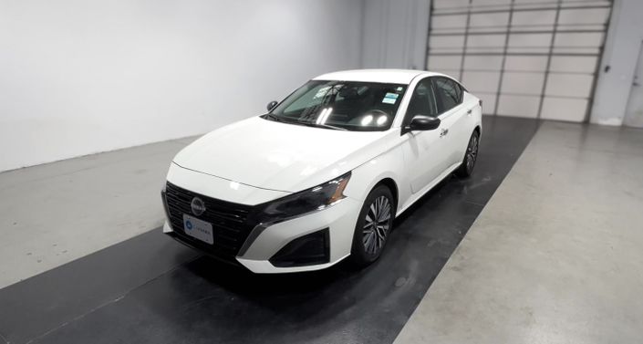 Thumbnail: 2025 Nissan Altima - 1