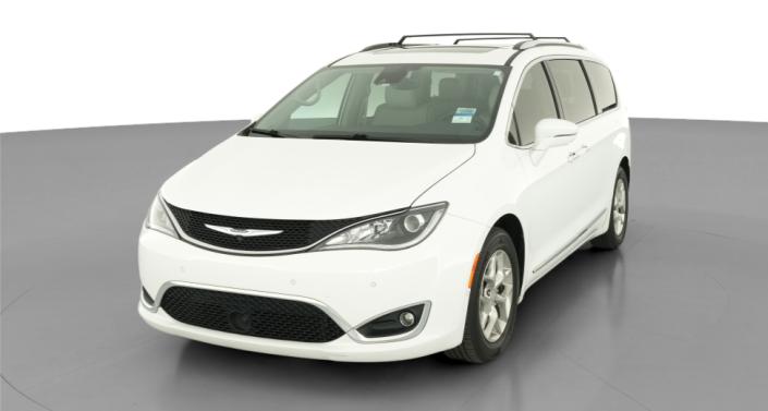 Thumbnail: 2018 Chrysler Pacifica - 1