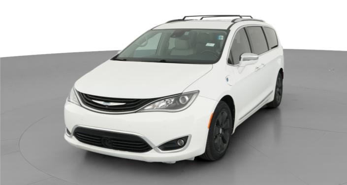 Thumbnail: 2018 Chrysler Pacifica - 1