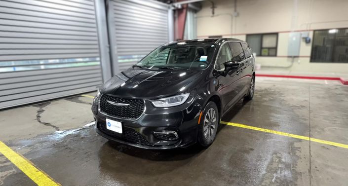 Thumbnail: 2024 Chrysler Pacifica - 1