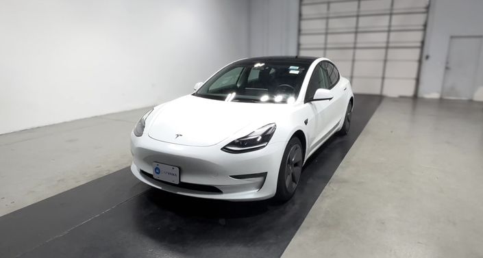 Thumbnail: 2023 Tesla Model 3 - 1