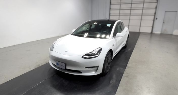 Thumbnail: 2020 Tesla Model 3 - 1