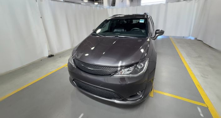 Thumbnail: 2019 Chrysler Pacifica - 1