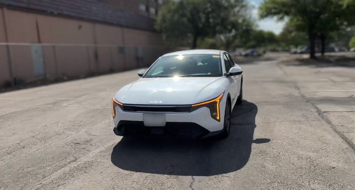 Thumbnail: 2025 Kia K4 - 1