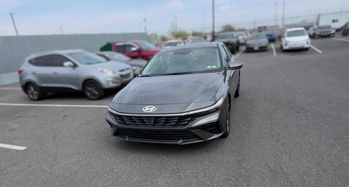 Thumbnail: 2025 Hyundai Elantra - 1
