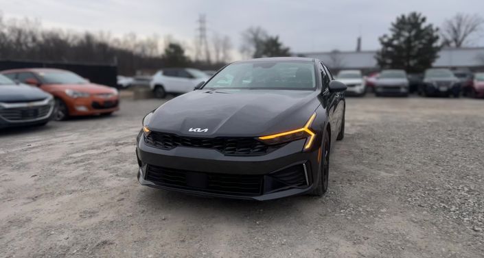 Thumbnail: 2025 Kia K5 - 1