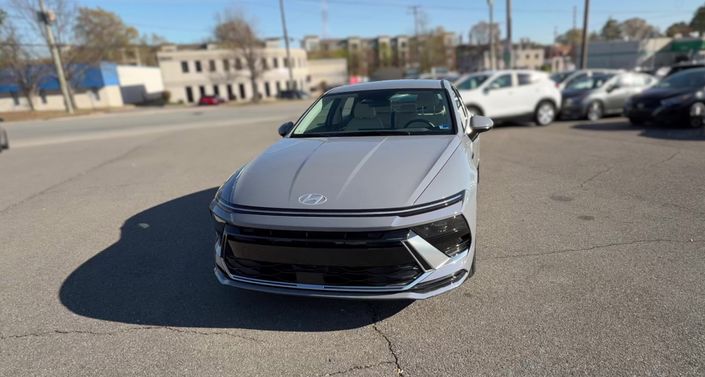 Thumbnail: 2025 Hyundai Sonata - 1