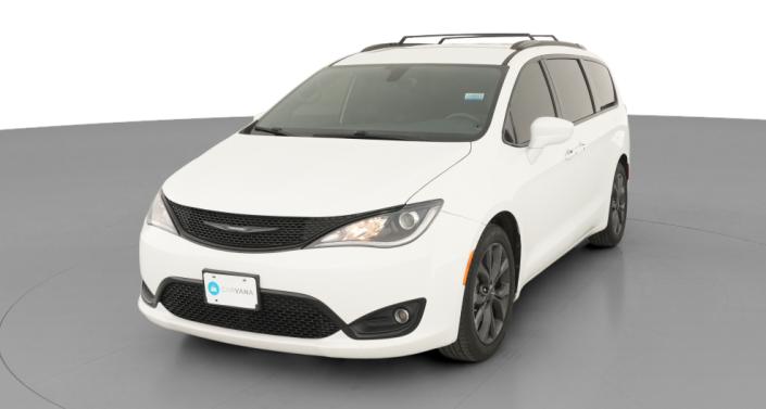 Thumbnail: 2018 Chrysler Pacifica - 1