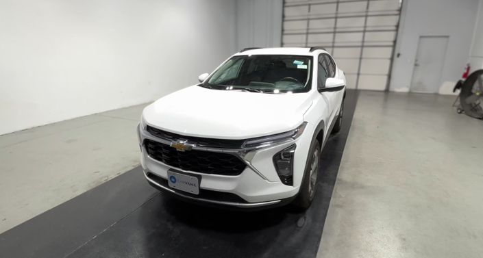 Thumbnail: 2025 Chevrolet Trax - 1