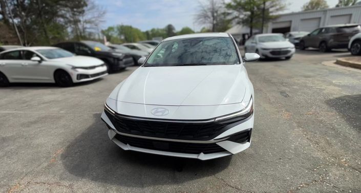 Thumbnail: 2025 Hyundai Elantra - 1