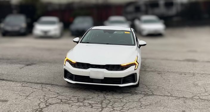 Thumbnail: 2025 Kia K5 - 1