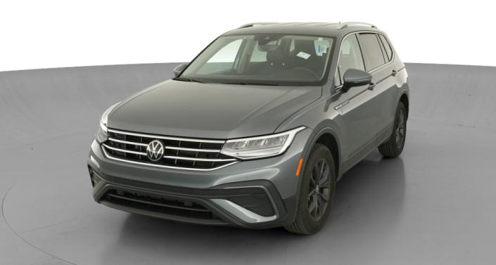 Thumbnail: 2022 Volkswagen Tiguan - 1